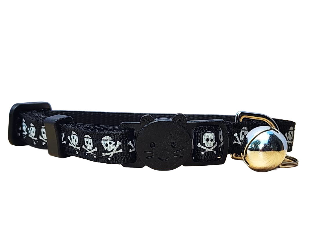 Skull & Crossbones Cat Collar
