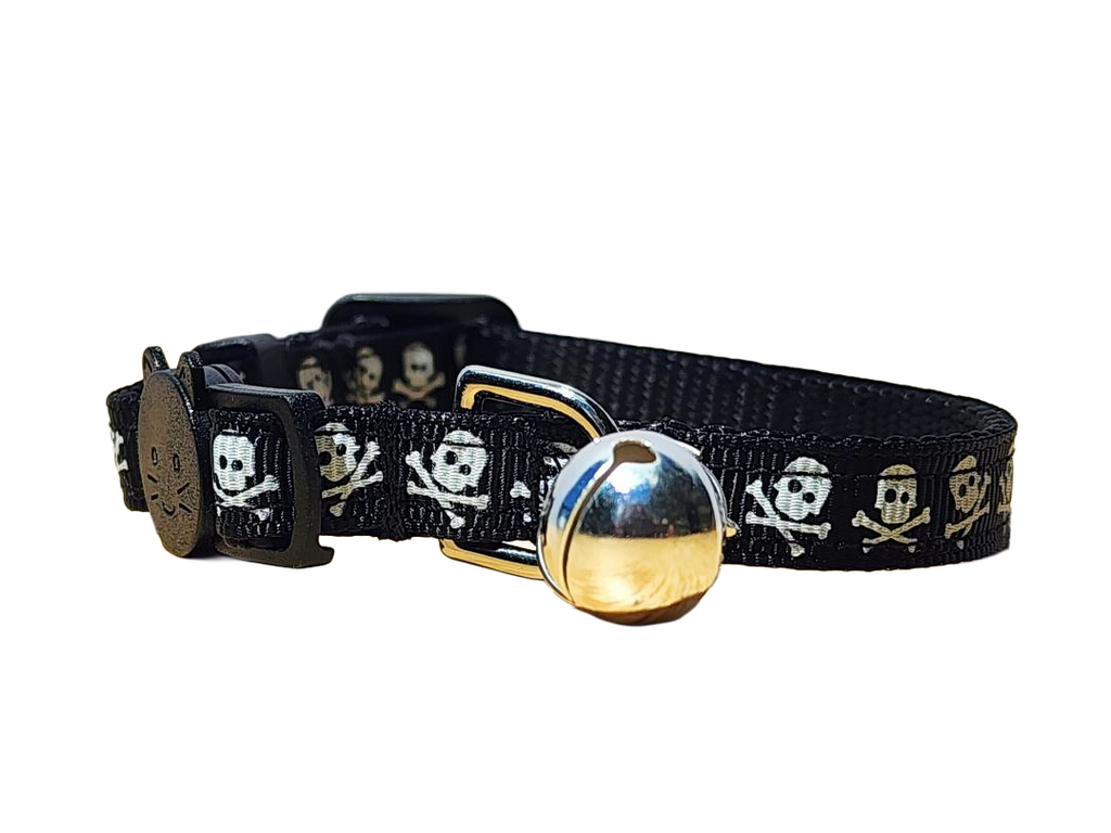 Skull & Crossbones Cat Collar