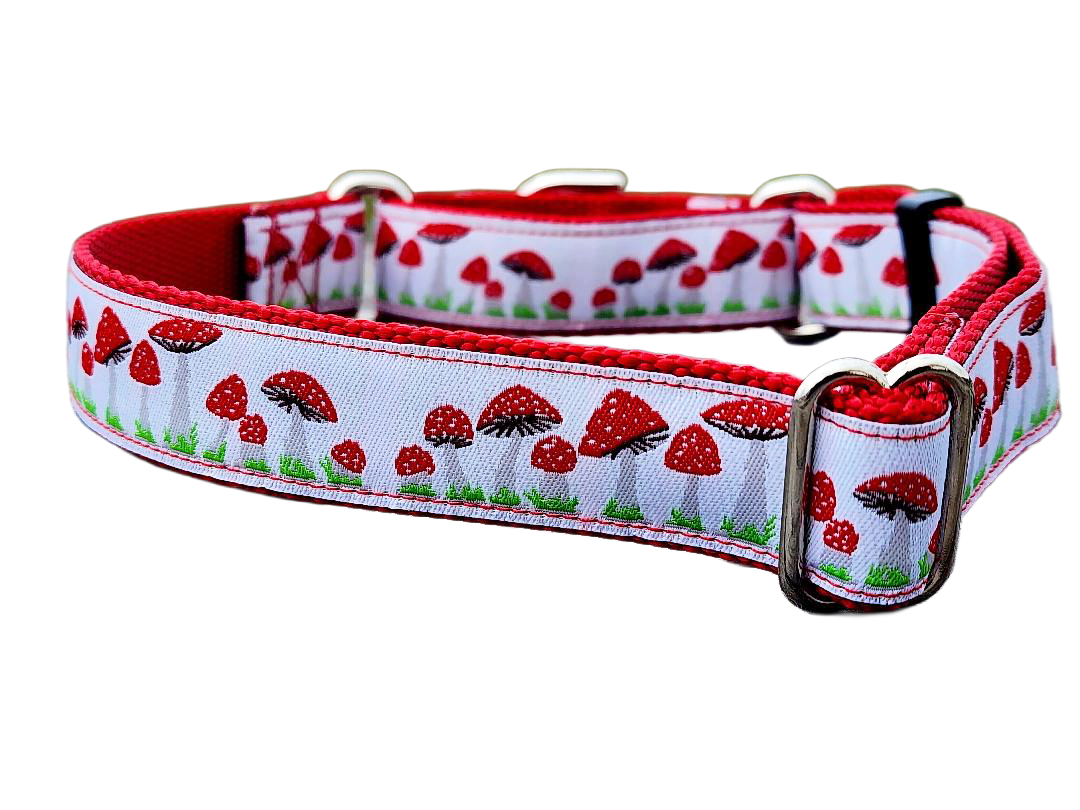 1" Red Mushroom Martingale Collar
